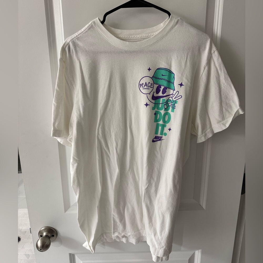 Nike Smile Club Tee